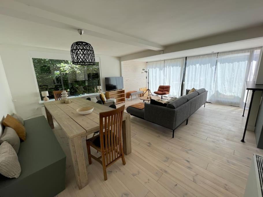 Modern Beach House For 12 Pers! With Jacuzzi Julianadorp Exterior foto